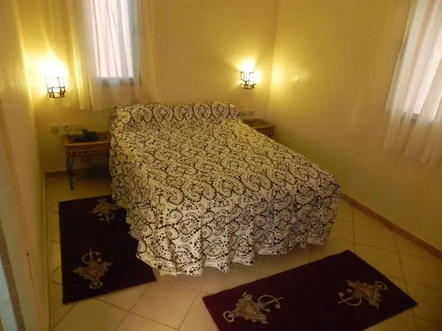 اتاق استاندارد یک نفره, Kasbat Aferdou