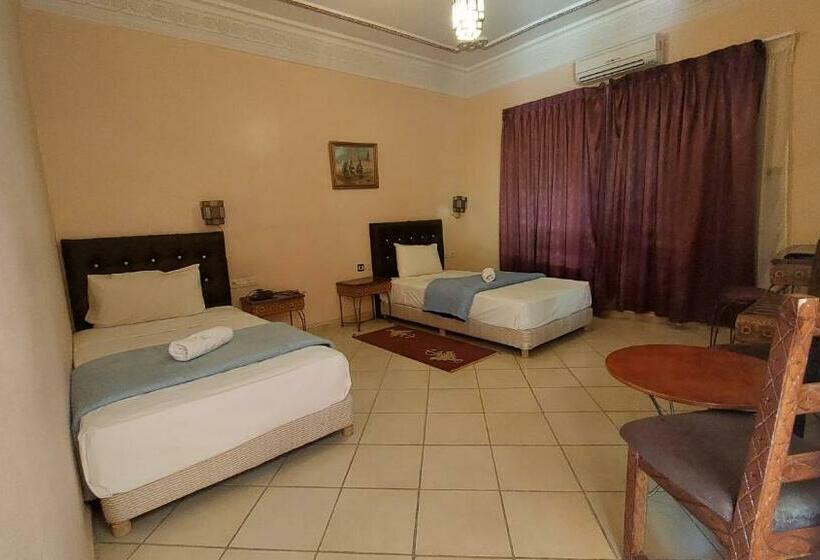 اتاق استاندارد, Kasbat Aferdou