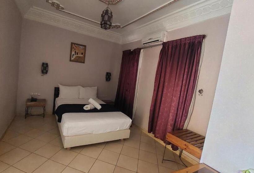 اتاق استاندارد, Kasbat Aferdou