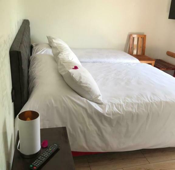 스탠다드 룸, L'initiale