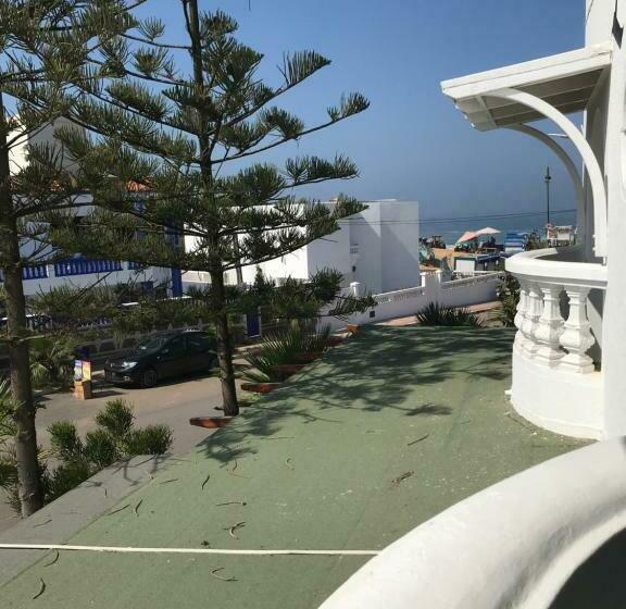 스탠다드 룸, L'initiale