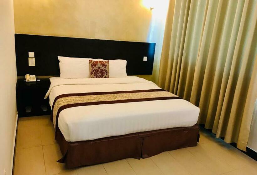 اتاق استاندارد با تخت بزرگ, My Inn Hotel Lahad Datu