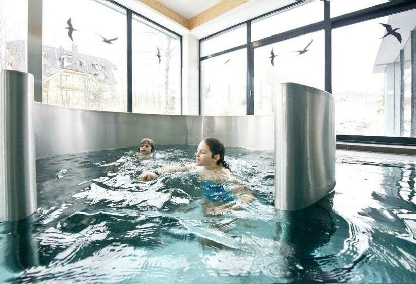 标准单人间, Sorea Urán