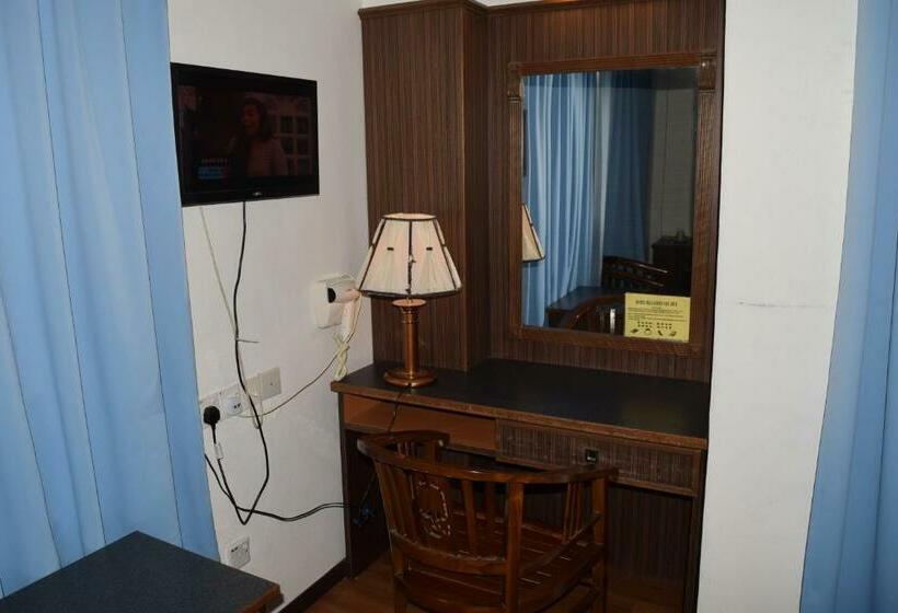 Трехместный Номер Deluxe, Sri Garden Sdn. Bhd