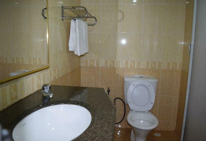 Трехместный Номер Deluxe, Sri Garden Sdn. Bhd