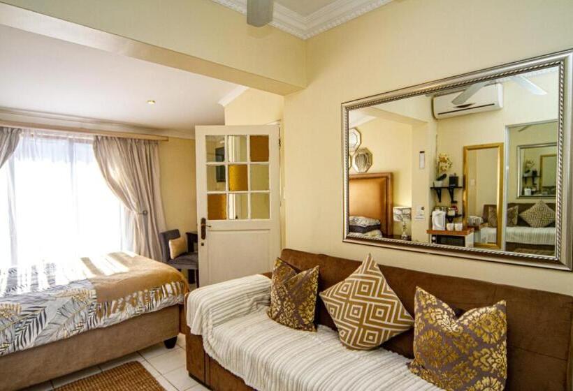 اتاق استاندارد, La Loggia Bed And Breakfast