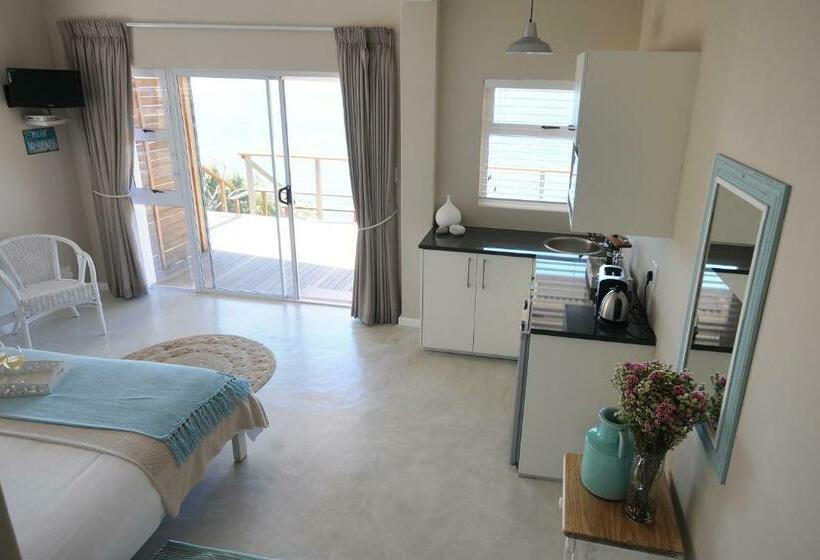 غرفة قياسية سرير مزدوج مطلة على البحر, Rocklands Seaside Bed And Breakfast