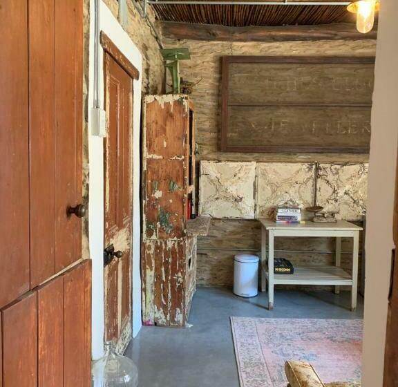 Студия Стандарт, The Karoo Moon Motel