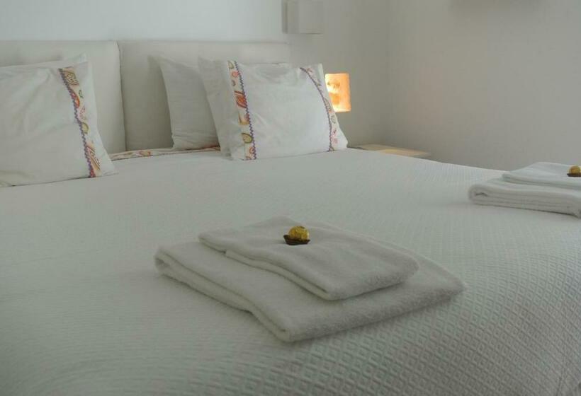 جناح مطل على البحر, Casas Do Contrabando