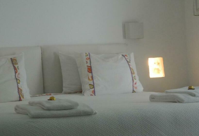 جناح مطل على البحر, Casas Do Contrabando