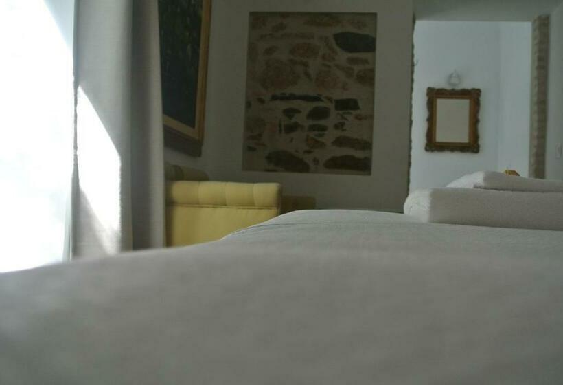 جناح مطل على البحر, Casas Do Contrabando