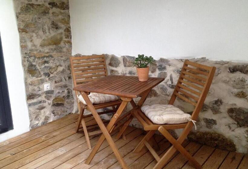 جناح مطل على البحر, Casas Do Contrabando