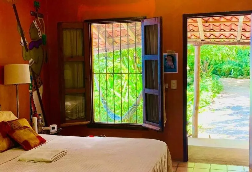 スタンダードルーム, Gardenhotel Macan Ché B&b