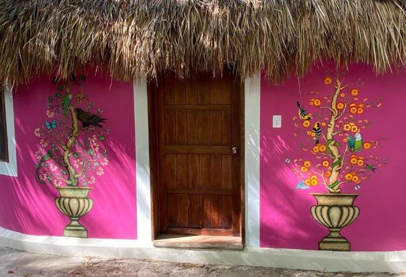 בקתה, Gardenhotel Macan Ché B&b