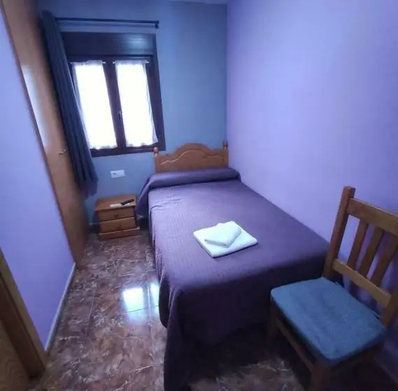 スタンダードシングルルーム, Hostal El Bodegon