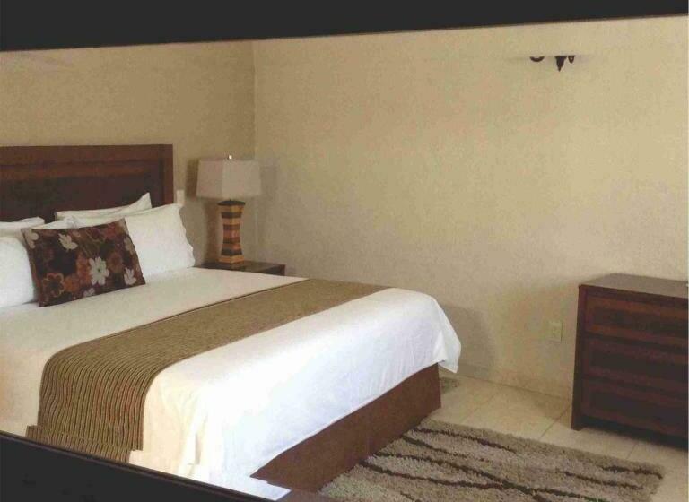 מיטת קינג בסוויטה, Boutique La Granja