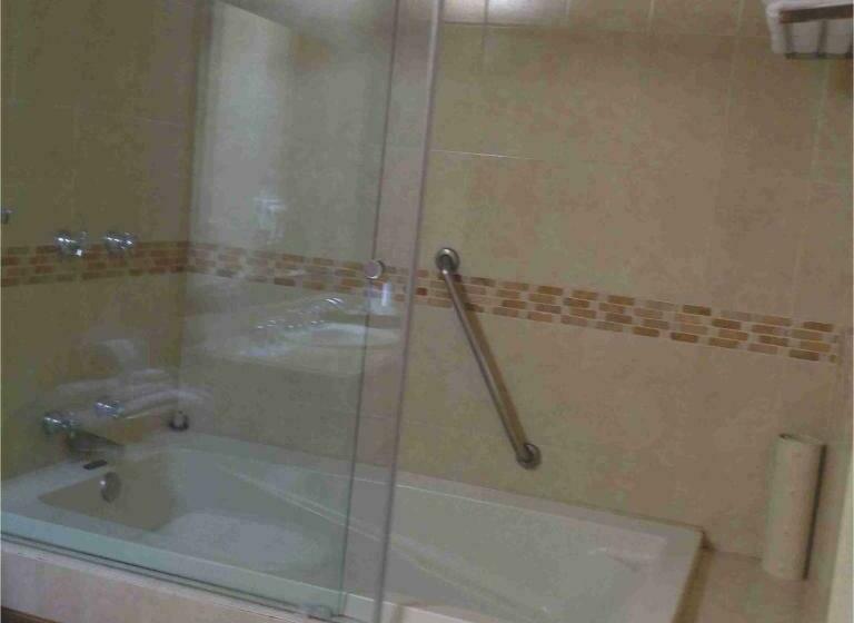 מיטת קינג בסוויטה, Boutique La Granja