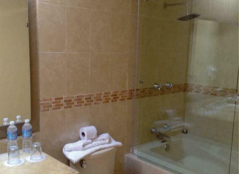 מיטת קינג בסוויטה, Boutique La Granja