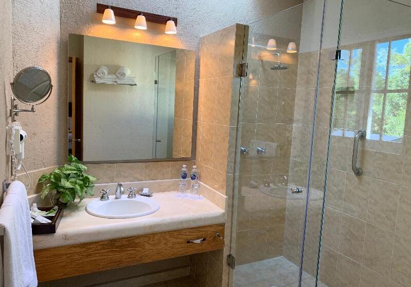 מיטת קינג בסוויטה, Boutique La Granja