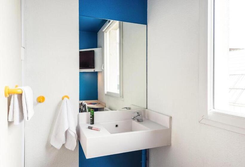 스탠다드 트리픔 룸 공동욕실, Fyl Good Ex Hotelf1 Cherbourg