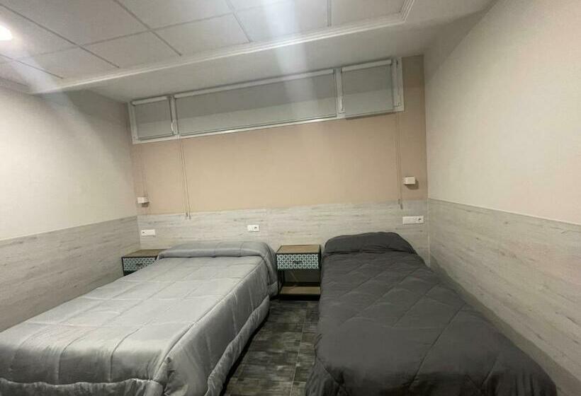 חדר סטנדרט, Ibi