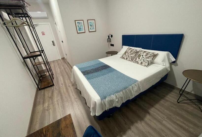 חדר סופריור, Ibi