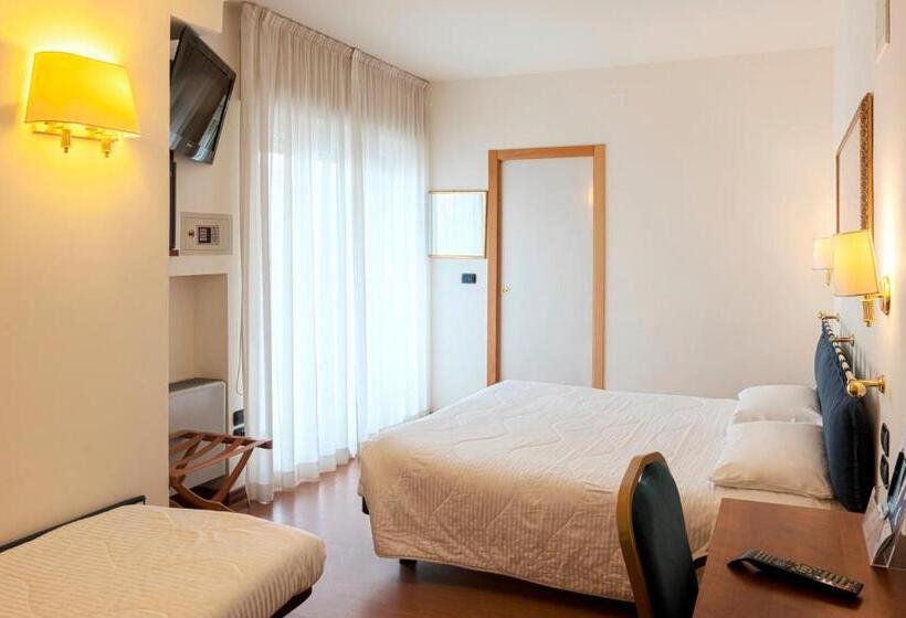 エコノミールーム, International