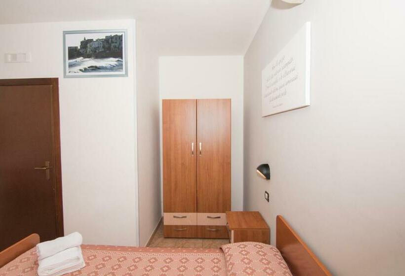 חדר סטנדרט, La Caravella