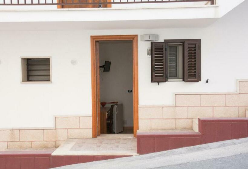 חדר סטנדרט, La Caravella