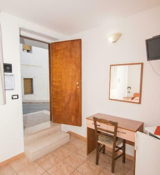 חדר סטנדרט, La Caravella