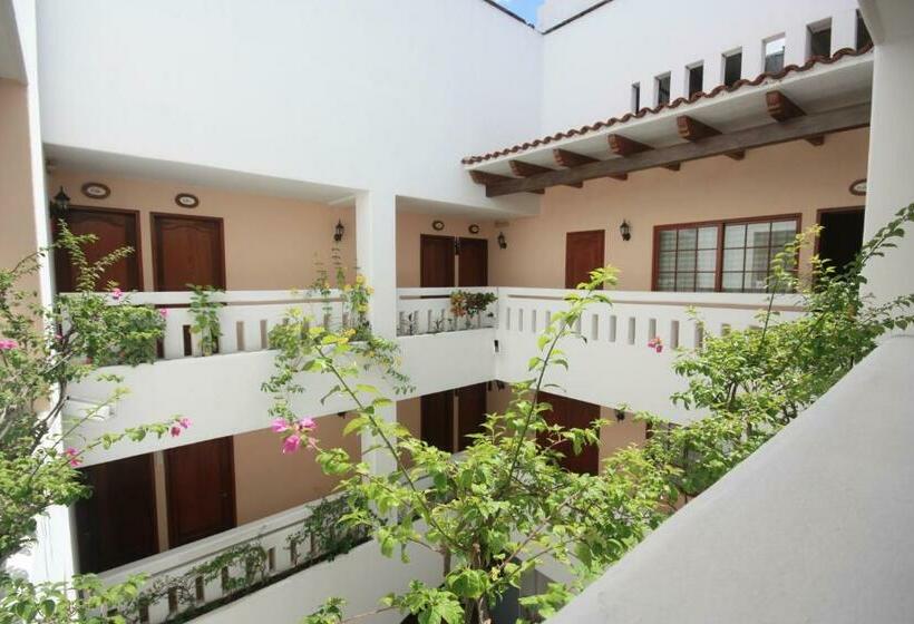 스탠다드 룸 더블 침대 2개, Maria Mixteca