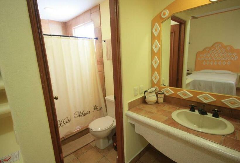 스탠다드 룸 더블 침대 2개, Maria Mixteca