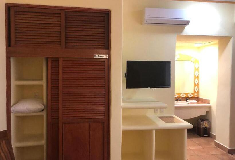 스탠다드 룸 더블 침대 2개, Maria Mixteca