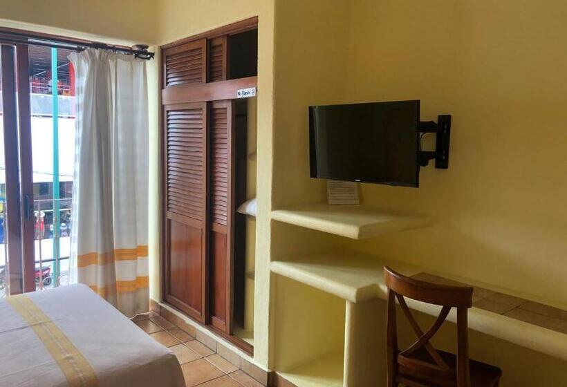 스탠다드 발코니 룸, Maria Mixteca