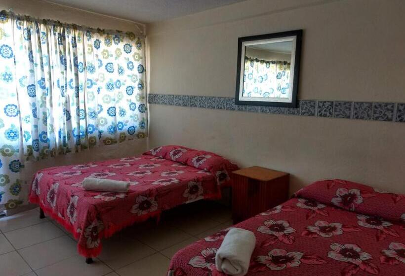 اتاق خانوادگی, Plaza Aleman