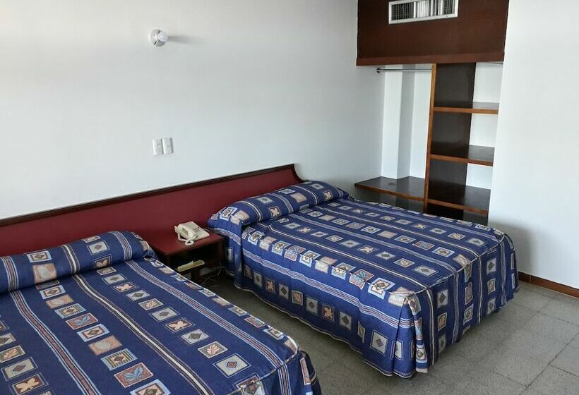 스탠다드 룸 더블 침대 2개, Royalty