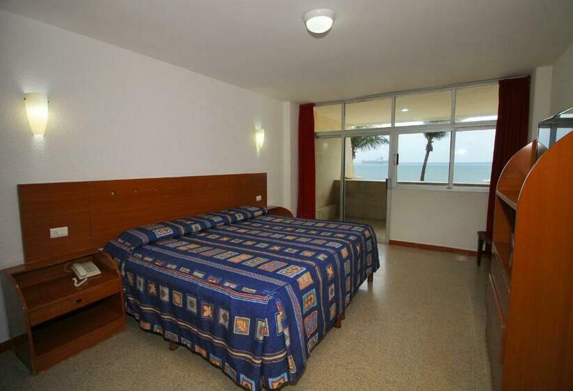 스탠다드 룸 킹사이즈 침대, Royalty