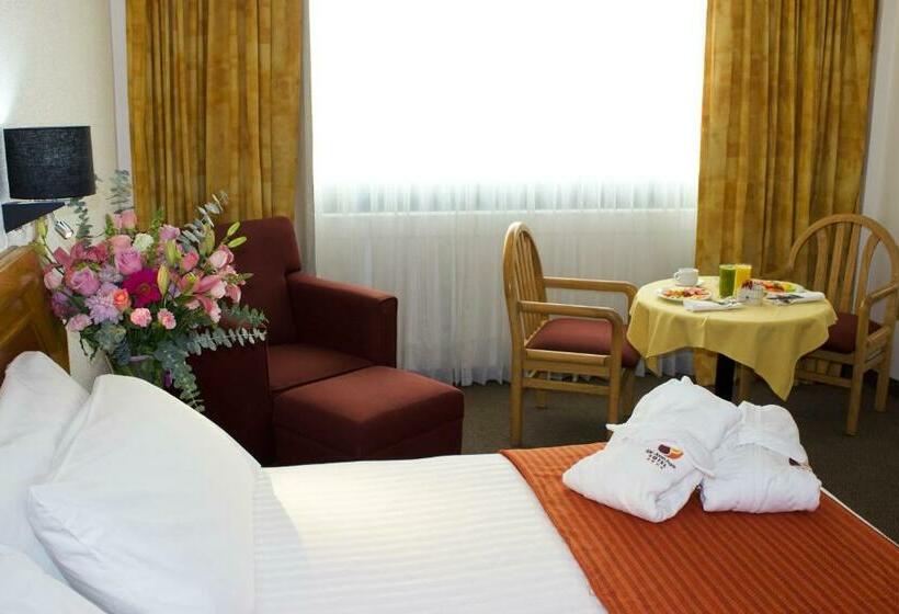 غرفه قياسيه سريرين مزدوجين, San Juan Park