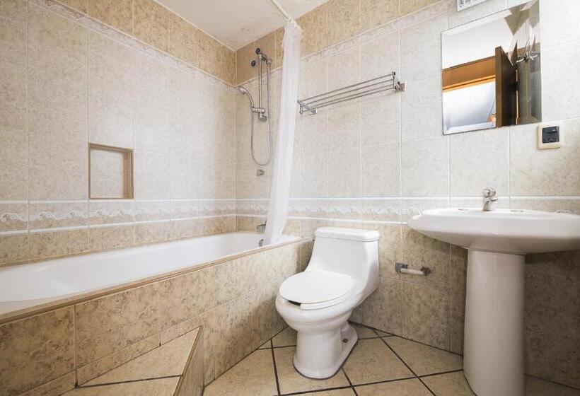 デラックスルーム, Suites De Reyes