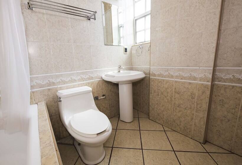 デラックスルーム, Suites De Reyes