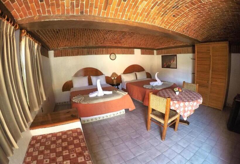 חדר דלוקס לשלושה, Suites Paraiso Tequis