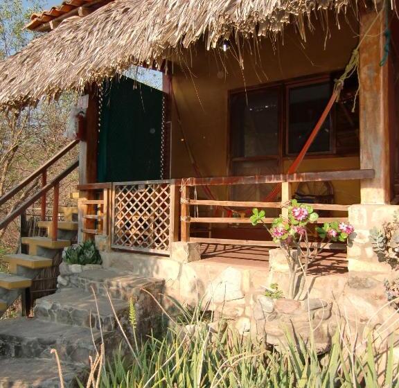 بانگلوی سوپریور, Villa Escondida