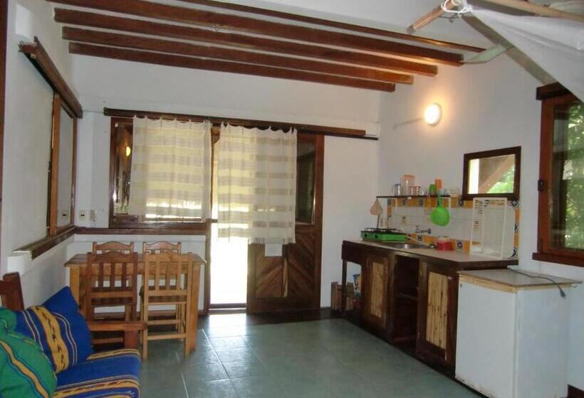 بانگلوی سوپریور, Villa Escondida