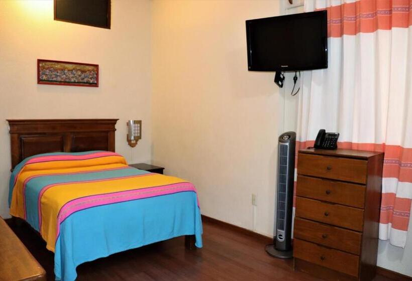 スタンダードシングルルーム, Zaragoza