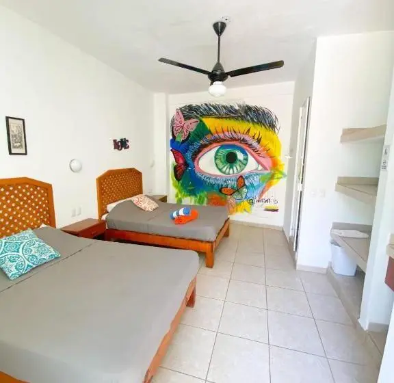 اتاق سوپریور با چشمانداز استخر, Ith Sayulita Amazing Surf Hostel