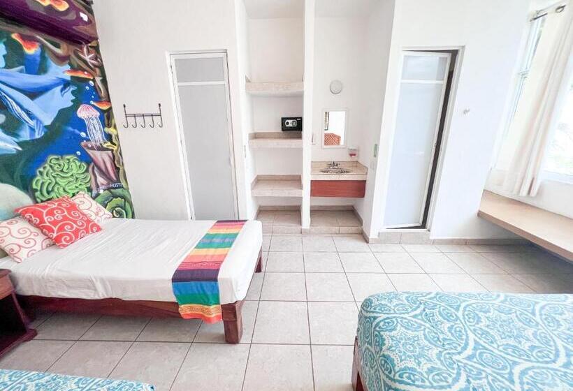 プールビューファミリールーム, Ith Sayulita Amazing Surf Hostel