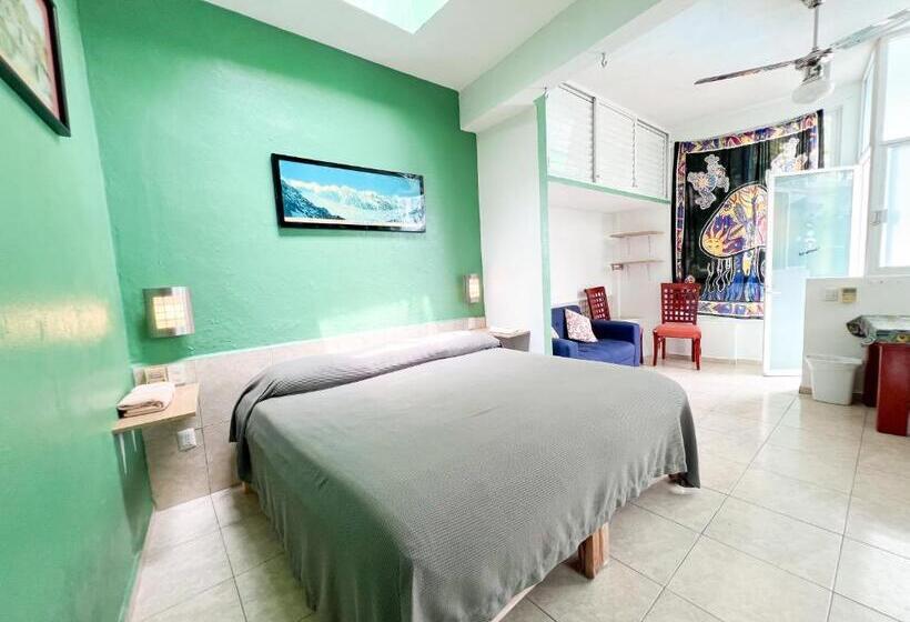Studio Deluxe, Ith Sayulita Amazing Surf Hostel