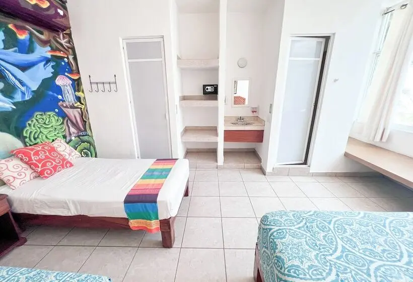 اتاق خانوادگی با چشمانداز استخر, Ith Sayulita Amazing Surf Hostel