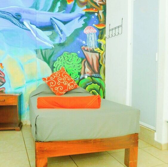 Familiekamer met Uitzicht op het Zwembad, Ith Sayulita Amazing Surf Hostel