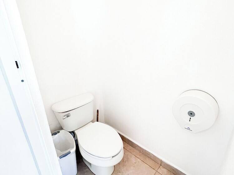 プールビューファミリールーム, Ith Sayulita Amazing Surf Hostel